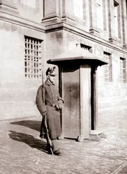 Guarda, Bruxelas, 1898.
