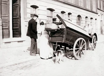 Pessoas e carro de cachorro, Antuérpia, 1898