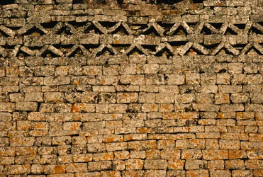 Muro de pedra em GREAT ZIMBABWE RUINS, ZIMBABWE. .