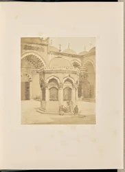 [Fonte de ablução no pátio da Mesquita Nova].