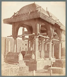 Egipto. Cairo. Túmulos familiares da época otomana na necrópole sul (século XVIII)