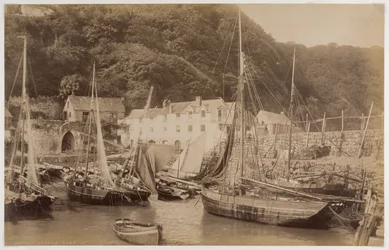 Barcos de pesca no porto de Clovelly