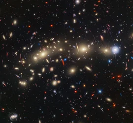 MACS 0416 (Imagem do Hubble ACS e WFC3 + Webb NIRCam)