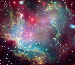 Missões da NASA avistam «coroa» cósmica exibindo o ciclo de vida estelar