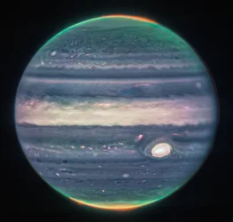 As imagens de Júpiter de Webb mostram auroras e névoas