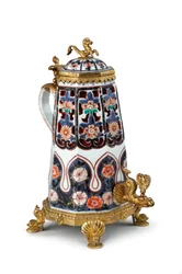 Um bule de café Imari elegantemente montado raro e tampa (cerâmica)