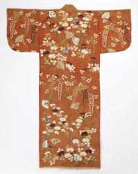 Quimono (furisode), final do século 18 (seda damasco, seda e fios metálicos)