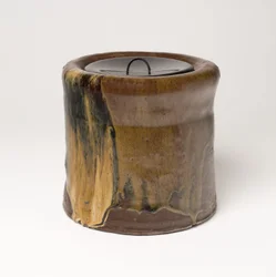 Jarra de água Satsuma-Ware (Mizusashi) (grés esmaltado com tampa de laca)