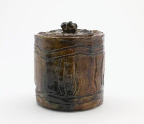 Frasco de água de cerimônia de chá com uma tampa combinando, Tóquio, período de Edo ou era de Meiji (cerâmica)