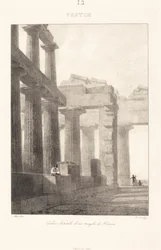 Galeria lateral de um templo de Paestum