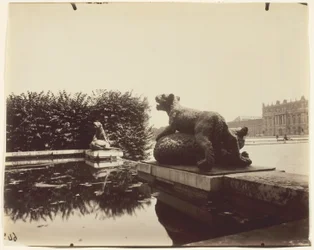 Versalhes, Fontaine du Point du Jour, (Tigre Terrassant un Ours de Houzeau)