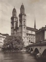 Suíça: Zurique, a Catedral (foto a p/b)