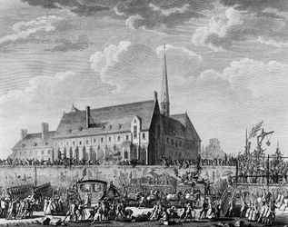 Revolução Francesa: O Rei Luís XVI chegando com a sua família (Maria Antonieta, o golfinho Luís Carlos de França ou Luís XVII e Maria Teresa conhecida como "Madame Royale") em Paris no dia 6 de Outubro