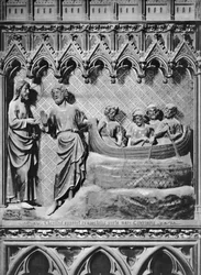 Catedral, interior, tela de coro, Jesus Cristo aparecendo no lago Tiberíades, o milagroso calado de peixes, c.1340-51 (pedra policromada)