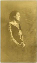 Fanny Hurst, c.1909-20 (foto em prata gelatina)
