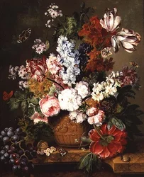 Frutas e flores em uma borda de mármore