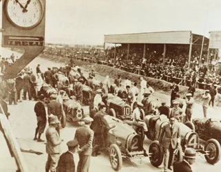Formação antes do início do Grande Prémio na Tunísia