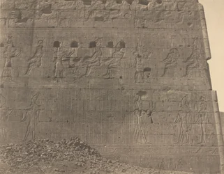 Edfu-Esculturas e Inscrições na Face Oriental, 1854.