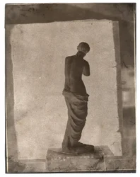Sem título [Natureza morta com estatueta da Vênus de Milo], 1852-53.