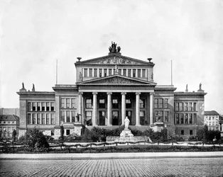 Teatro de comédia, Schiller Platz, Berlim, 1893.