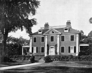 Longfellows House, Cambridge, Massachusetts, EUA, 1893.