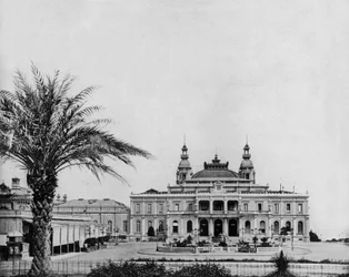 Monte Carlo casino construído em 1863 por Charles Garnier (foto a p/b)