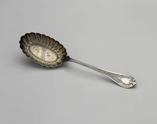 Colher, c. 1870 (prata com douramento de prata)