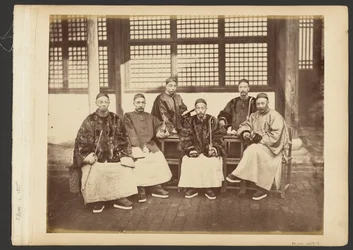 [Retrato de grupo de homens]