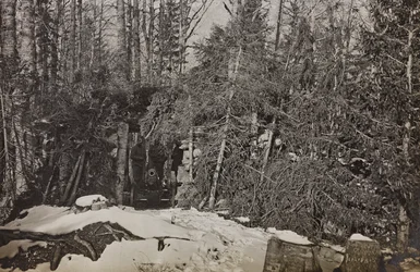 Álbum "Meine weltkriegs - Erinnerungen South-West Front (Caríntia, Itália, Tirol do Sul) (My world war - memories of the South-Western Front in Carinthia, Italy, Trentino-Alto Adige) 31/03/1915-12/11/1918 - Josef Zohles Wien ": canhão Brisia (foto a p/b)
