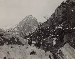 Álbum "Meine weltkriegs - Erinnerungen South-West Front (Caríntia, Itália, Tirol do Sul) (My world war - memories of the South-Western Front in Carinthia, Italy, Trentino-Alto Adige) 31/03/1915-12/11/1918 - Josef Zohles Wien ": Rosskofel (Monte Cavallo) (