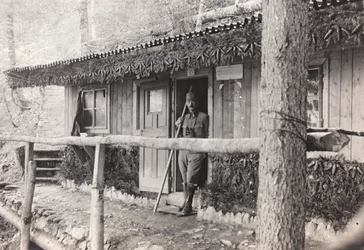 Álbum "Meine weltkriegs - Erinnerungen South-West Front (Caríntia, Itália, Tirol do Sul) (My world war - memories of the South-Western Front in Carinthia, Italy, Trentino-Alto Adige) 31/03/1915-12/11/1918 - Josef Zohles Wien ": Escritório de comando (foto 