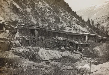 Álbum "Meine weltkriegs - Erinnerungen South-West Front (Caríntia, Itália, Tirol do Sul) (My world war - memories of the South-Western Front in Carinthia, Italy, Trentino-Alto Adige) 31/03/1915-12/11/1918 - Josef Zohles Wien ": quartel militar (foto a p/b