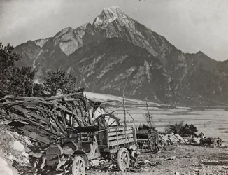 Álbum "Meine weltkriegs - Erinnerungen South-West Front (Caríntia, Itália, Tirol do Sul) (My world war - memories of the South-Western Front in Carinthia, Italy, Trentino-Alto Adige) 31/03/1915-12/11/1918 - Josef Zohles Wien ": sobre o rio Tagliamento (b