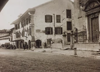 Álbum "Meine weltkriegs - Erinnerungen South-West Front (Caríntia, Itália, Tirol do Sul) (My world war - memories of the South-Western Front in Carinthia, Italy, Trentino-Alto Adige) 31/03/1915-12/11/1918 - Josef Zohles Wien ": soldados Tolmezzo (foto a p/
