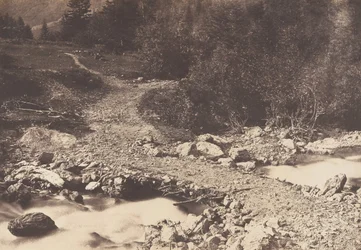 Ponte de ardósia tomada no caminho de volta da cachoeira parisiense, Luchon, 1853.