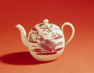Chávena de chá Shepherdess, decorada por David Rhodes, c.1770 (cremes)