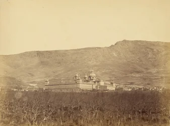 [El Escorial, à distância]