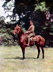 Cavaleiro da cavalaria britânica durante a Batalha do Marne a leste de Paris, em setembro de 1914 (autocrômico)