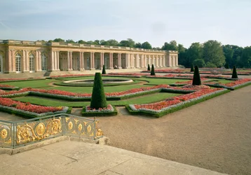 A fachada do jardim do Grand Trianon, 1687