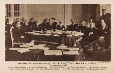 Álbum «Jack Bosio - Campanha de Guerra 1917-1920»: reunião do Conselho da Sociedade das Nações em Genebra