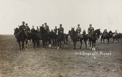 Álbum Jack Bosio - Campanha de Guerra 1917-1920: Missão Militar na Polônia (Varsóvia - Posen) março-abril 1919, uma bateria de cavalo em Posen (Poznan), 03-041919