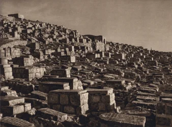 Jerusalém, Vale de Johoshaphat com Graves judaicos (foto a p/b)