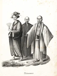oiran japonês e samurai. Cortesão japonesa em quimono com leque e ornamentos de cabelo, e dois samurais japoneses em penteado de chonmage usando montsuki sobre hakama com duas espadas (katana) nos seus cintos. (Título Chinês por engano.) Litografia de Karl