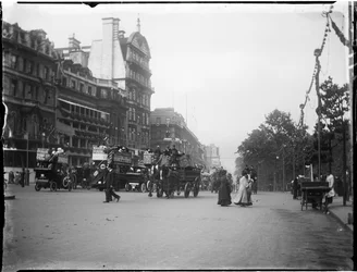 Piccadilly, City Of Westminster, Londres, 20/06/1911 (foto a p/b)