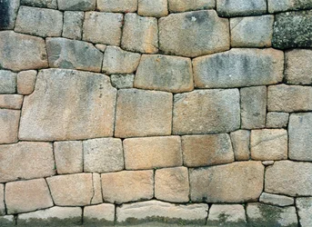 Pormenor da cantaria do povoado inca