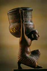 Vaso Unguent; túmulo de Haity; reinado de Amenhotep IV; Akhenaton; Amarna,, 2009 (foto)