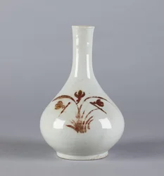 Garrafa com design floral, dinastia Yi (cerâmica)