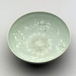 Taça com esmalte celadon, 1250-1350 (cerâmica)