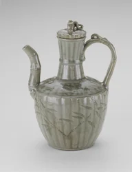 Ewer com Bambu em forma de Bambu, Fluting, e Folhas (grés com vidrado de celadon e decoração de vegetação rasteira incisa e esculpida)