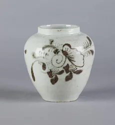 Jarra com desenho floral, dinastia Yi, 1392-1910 (cerâmica)
